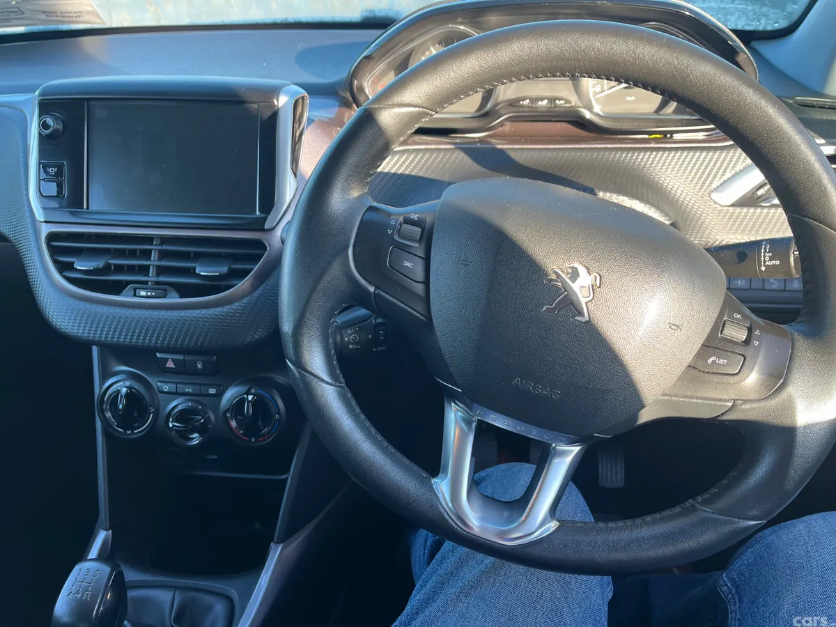 Peugeot 2008 SUV, Diesel, 2015, Brown