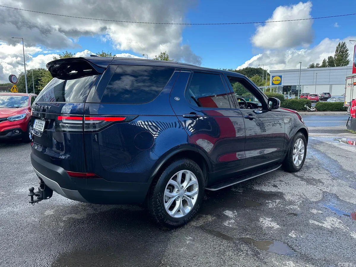 Land Rover Discovery SUV, Diesel, 2018, Blue