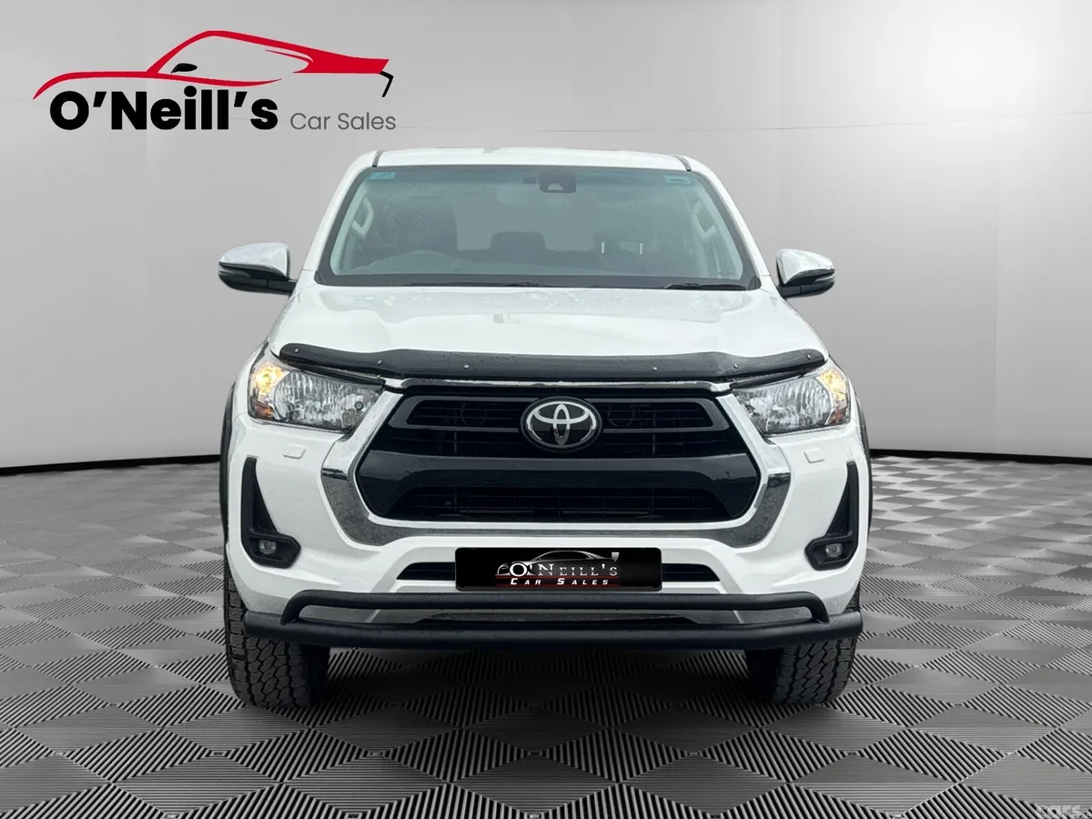 Toyota Hilux Pick Up, Diesel, 2022, White