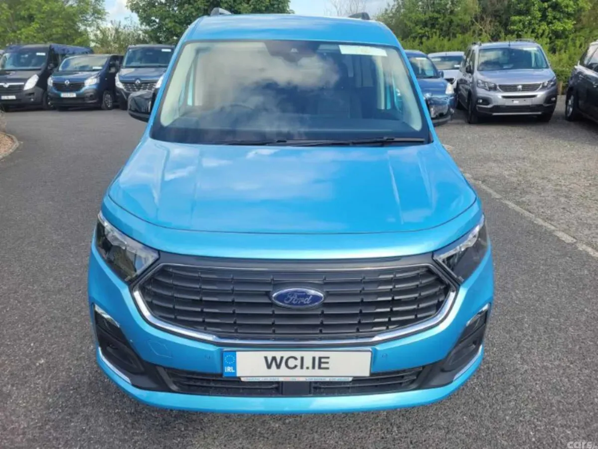 Ford Tourneo Connect MPV, Diesel, 2026, Blue