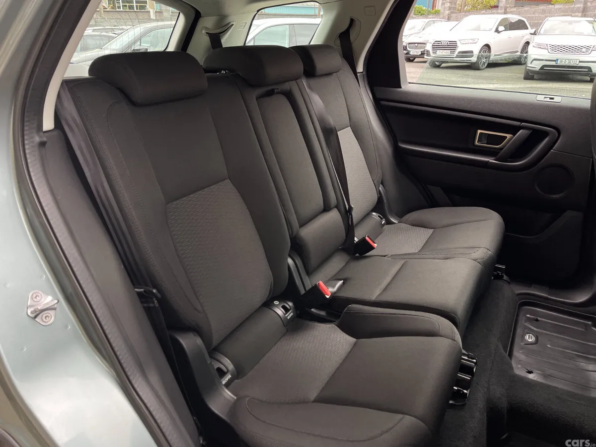 Land Rover Discovery Sport SUV, Diesel, 2017, Grey
