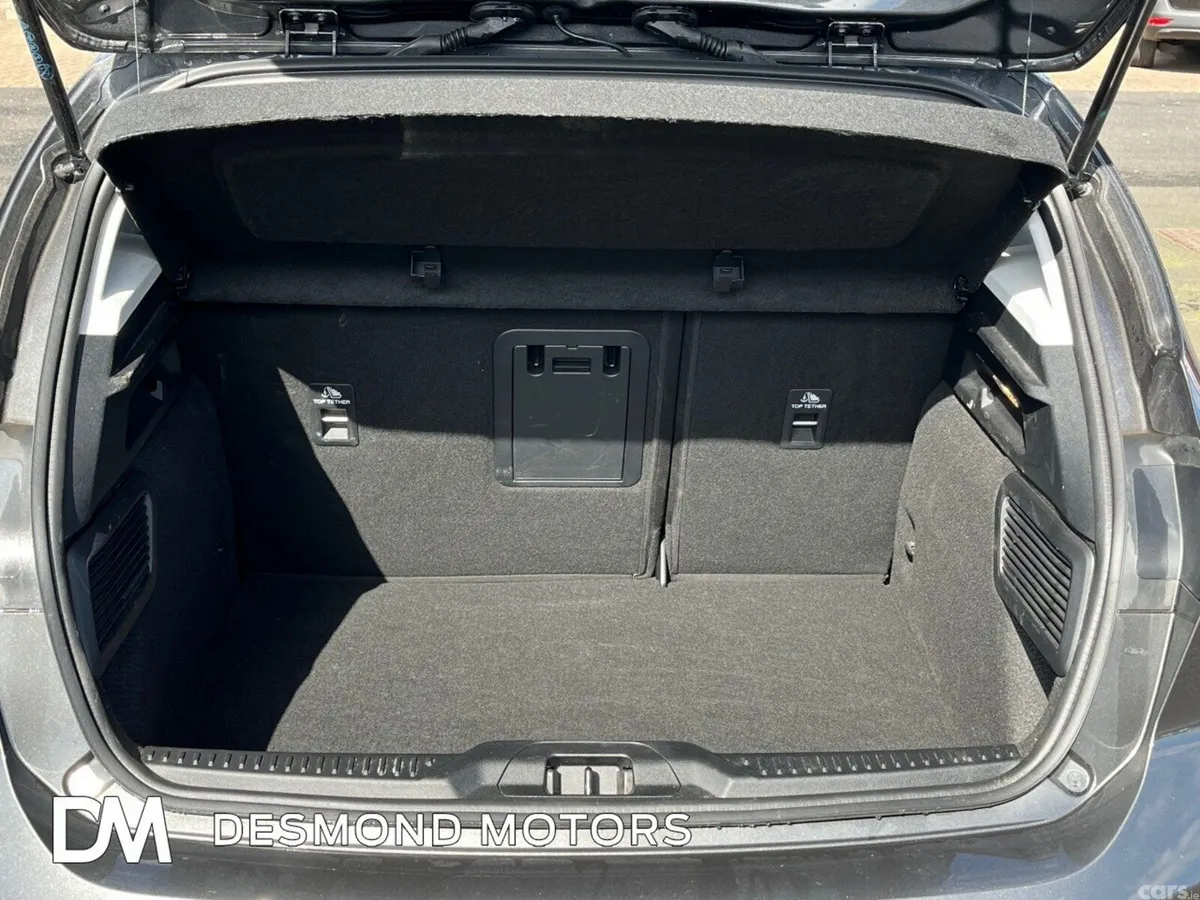 Ford Focus Hatchback, Petrol Hybrid, 2023, Grey