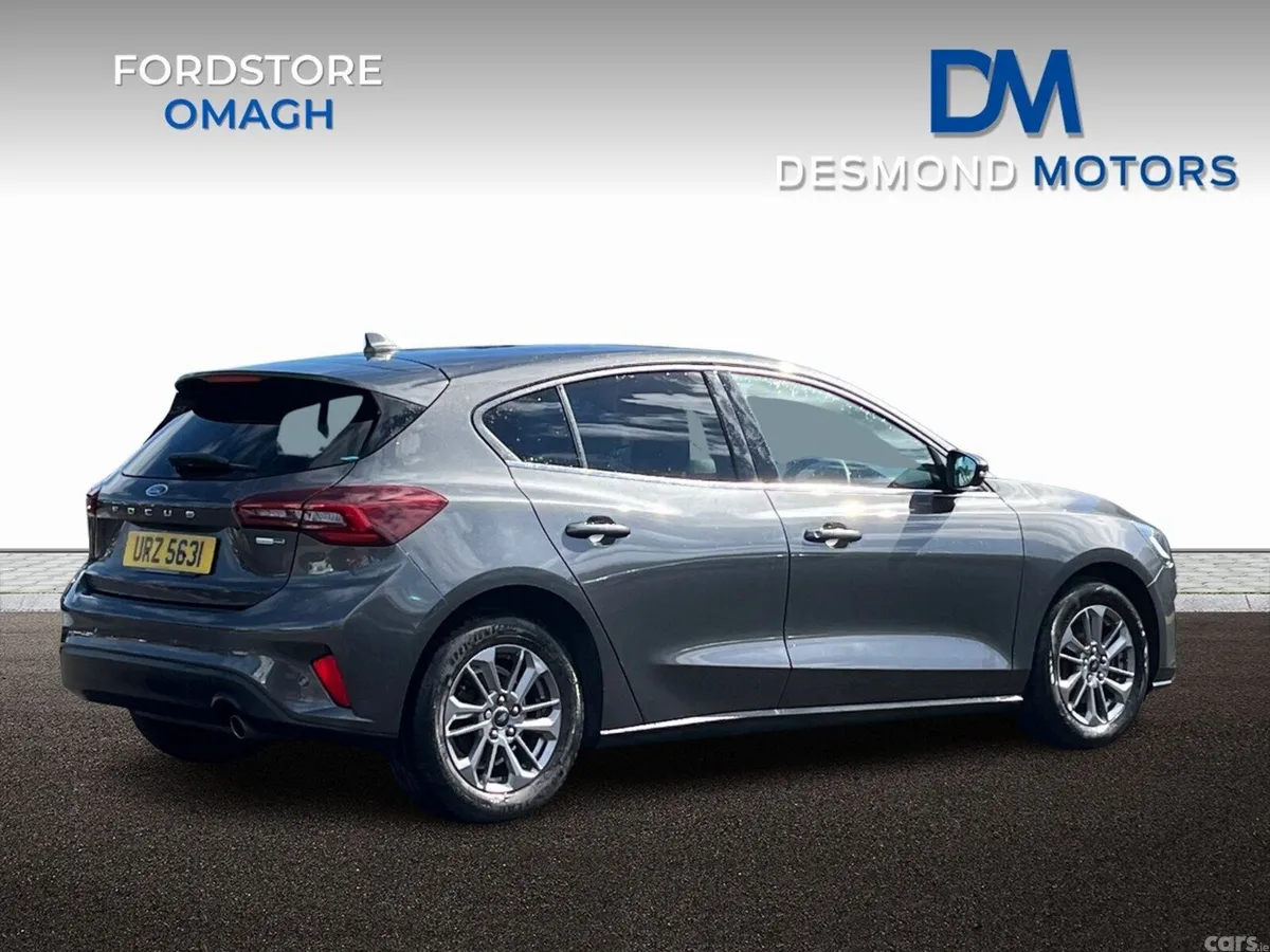 Ford Focus Hatchback, Petrol Hybrid, 2023, Grey