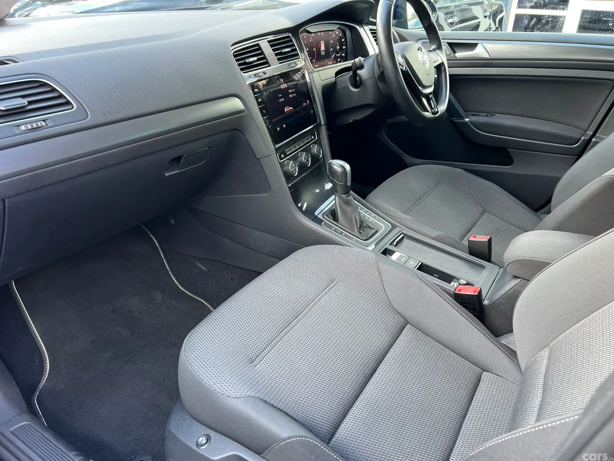 Volkswagen Golf Hatchback, Diesel, 2019, Blue