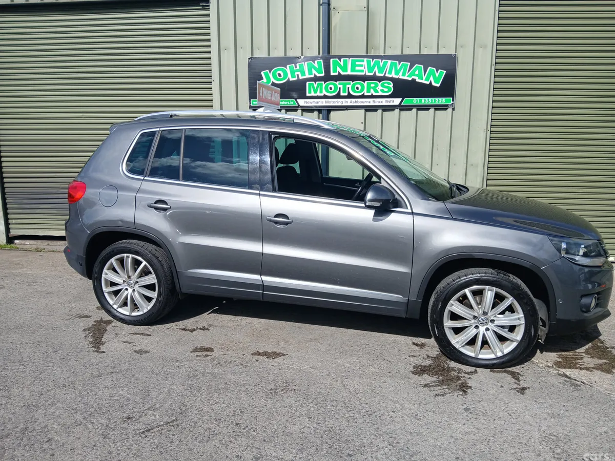 Volkswagen Tiguan SUV, Diesel, 2014, Grey