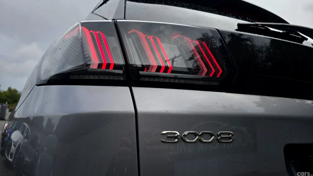 Peugeot 3008 MPV, Petrol Plug-in Hybrid, 2021, Grey
