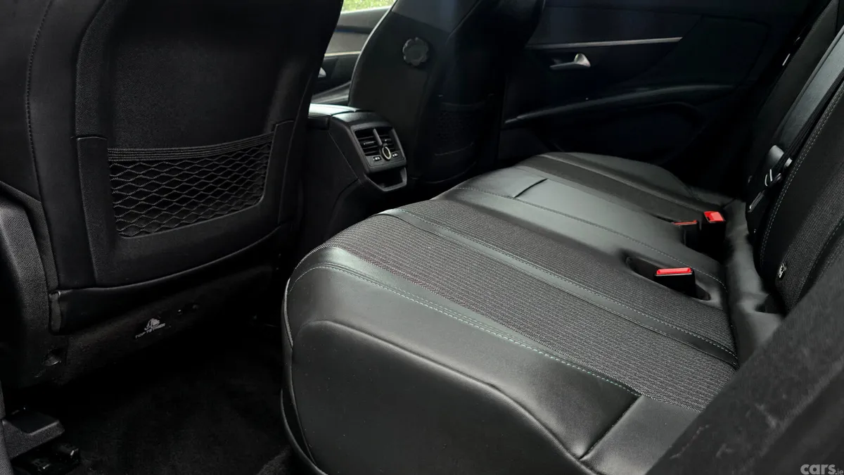 Peugeot 3008 MPV, Petrol Plug-in Hybrid, 2021, Grey