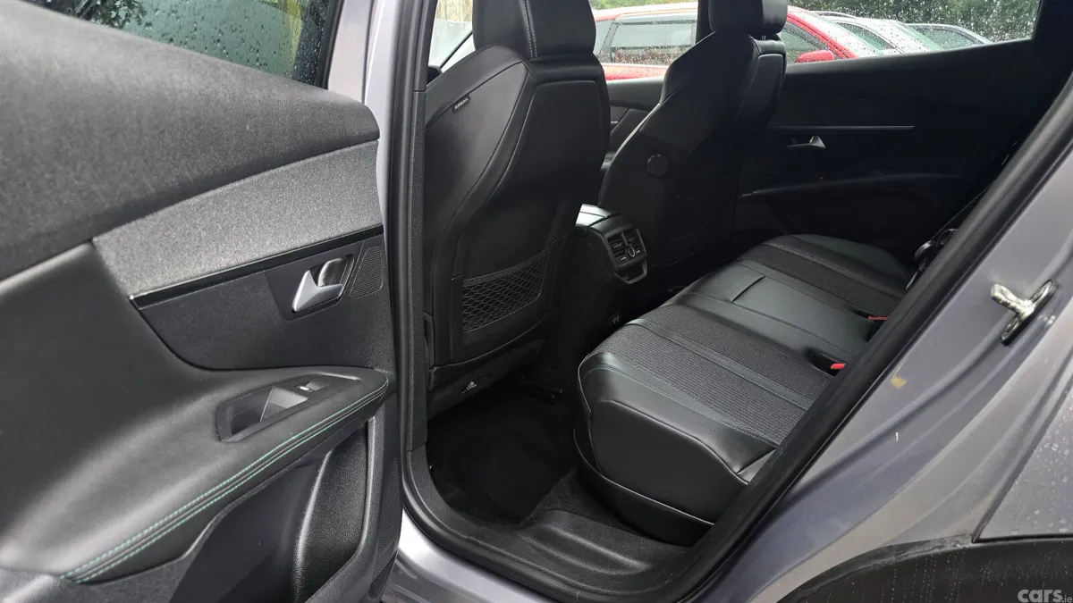 Peugeot 3008 MPV, Petrol Plug-in Hybrid, 2021, Grey