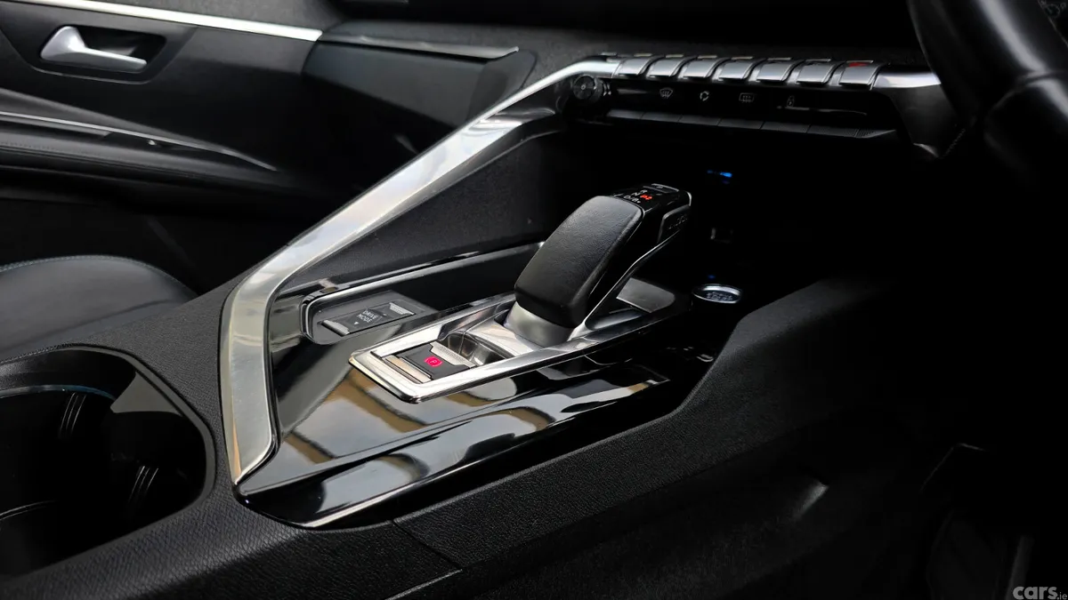 Peugeot 3008 MPV, Petrol Plug-in Hybrid, 2021, Grey