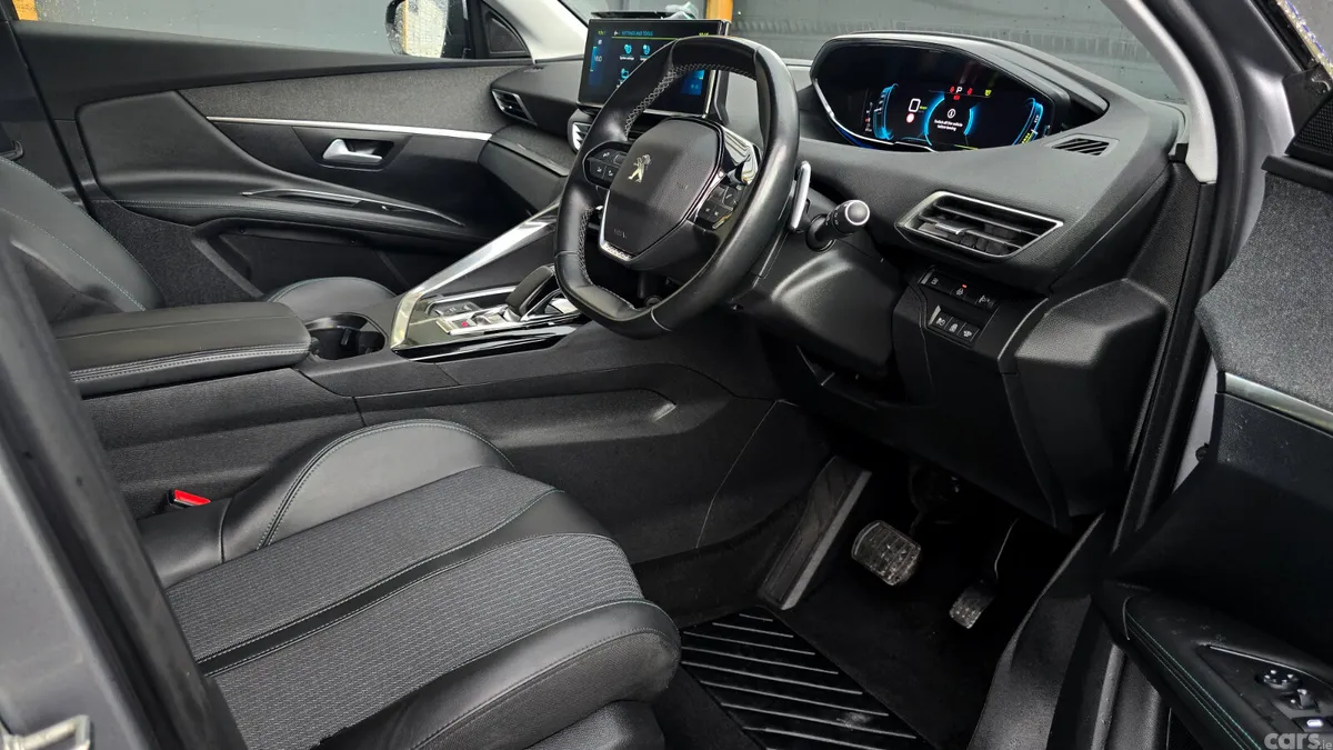 Peugeot 3008 MPV, Petrol Plug-in Hybrid, 2021, Grey