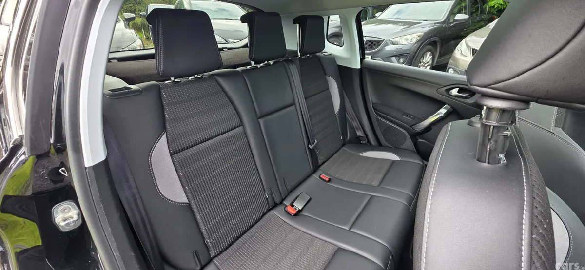 Peugeot 2008 SUV, Petrol, 2016, Black