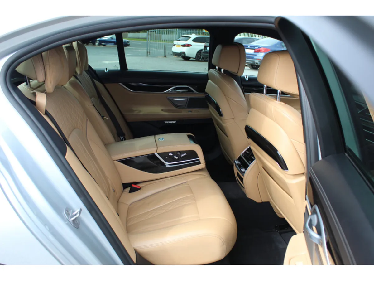 BMW 7-Series Saloon, Diesel, 2019, Grey