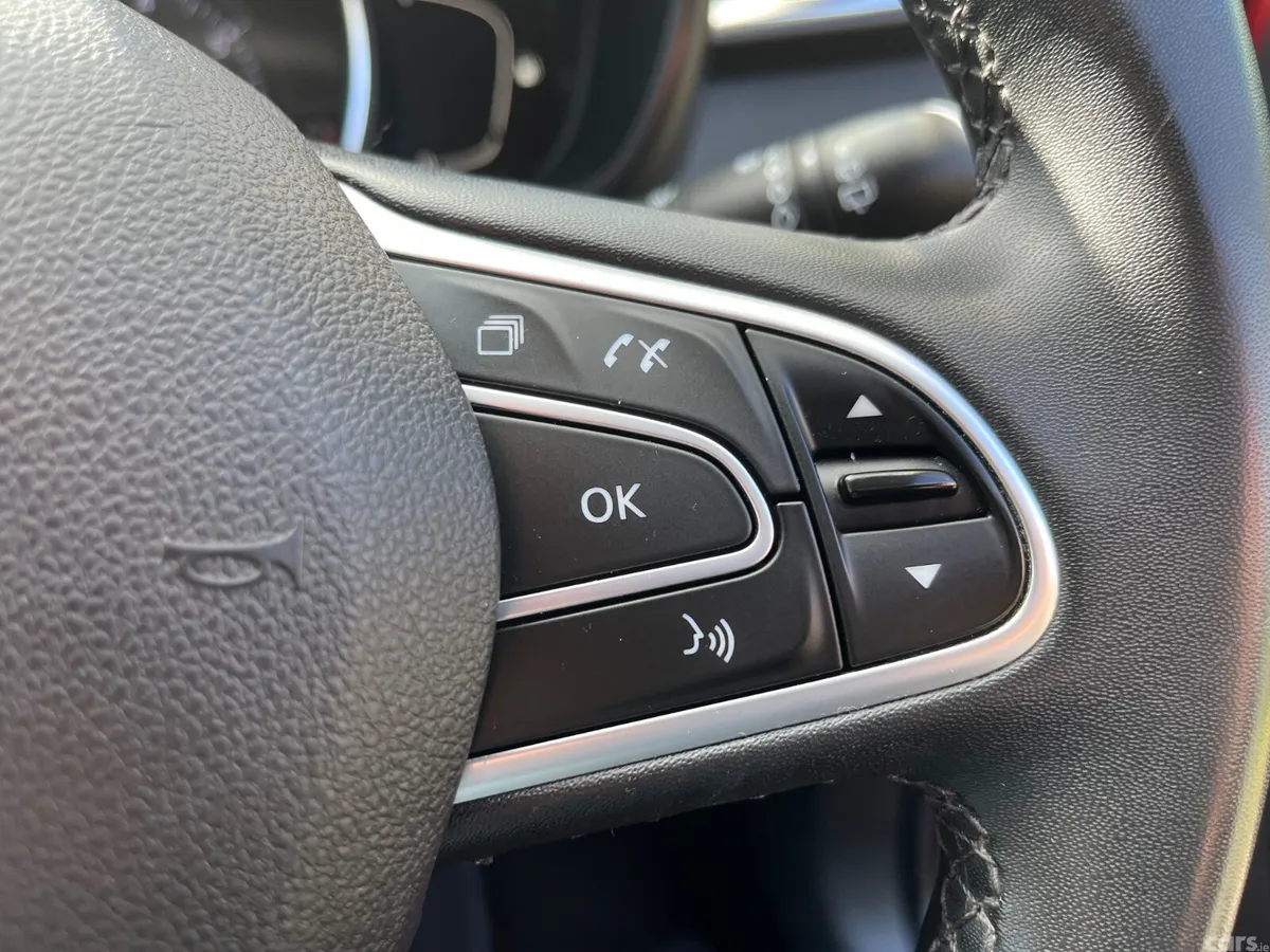 Renault Kadjar SUV, Petrol, 2019, Red