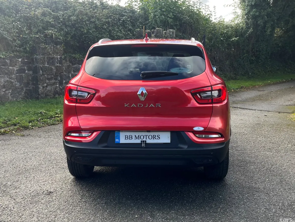 Renault Kadjar SUV, Petrol, 2019, Red