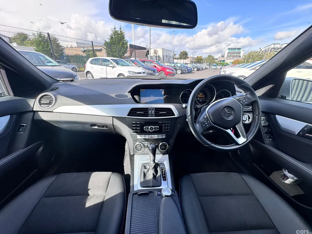 Mercedes-Benz 220 Saloon, Petrol, 2014, Silver