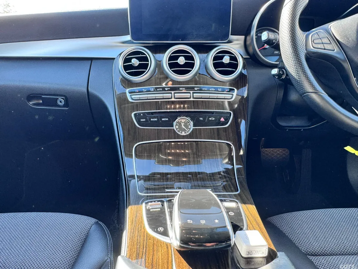 Mercedes-Benz C-Class Saloon, Petrol, 2016, White