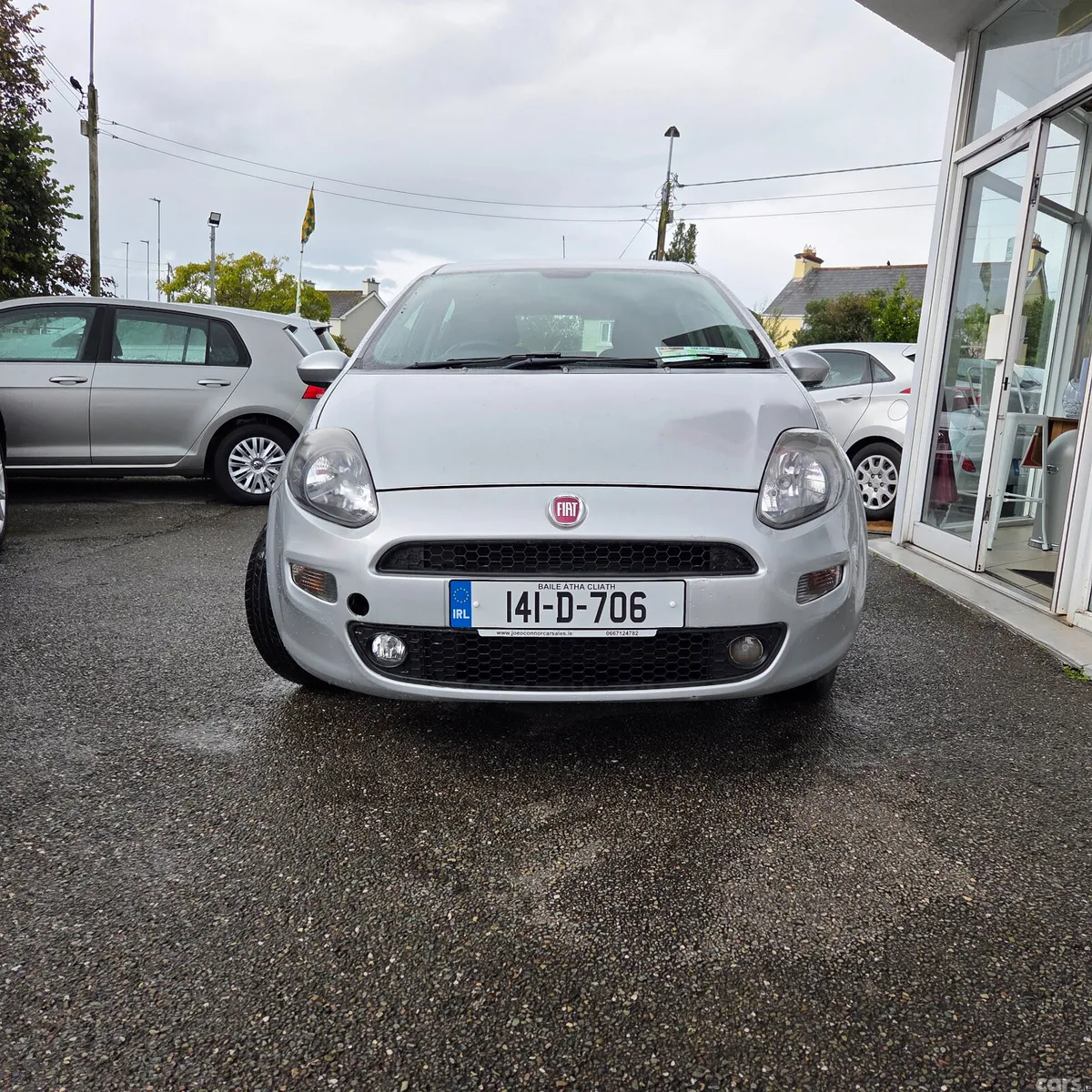 Fiat Punto Hatchback, Petrol, 2014, Grey