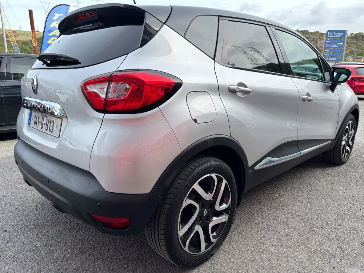 Renault Captur Hatchback, Diesel, 2014, Silver
