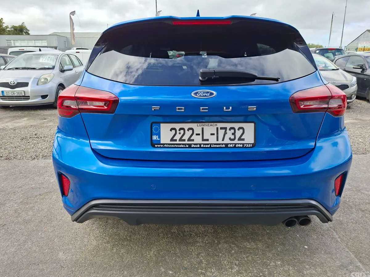 Ford Focus Hatchback, Petrol, 2022, Blue