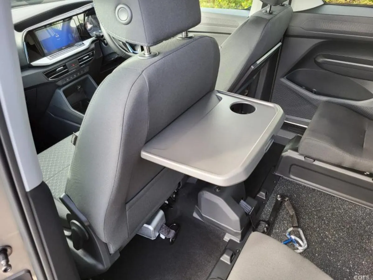 Ford Tourneo Connect MPV, Diesel, 2025, Gold