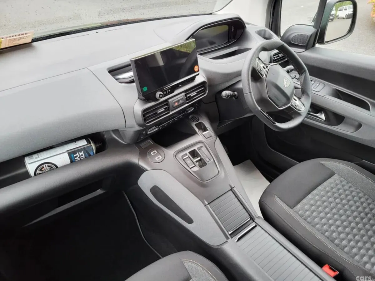 Peugeot Rifter MPV, Diesel, 2026, Black