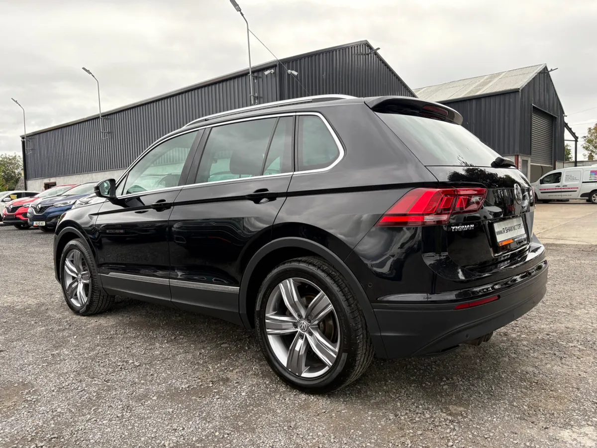 Volkswagen Tiguan SUV, Petrol, 2019, Black