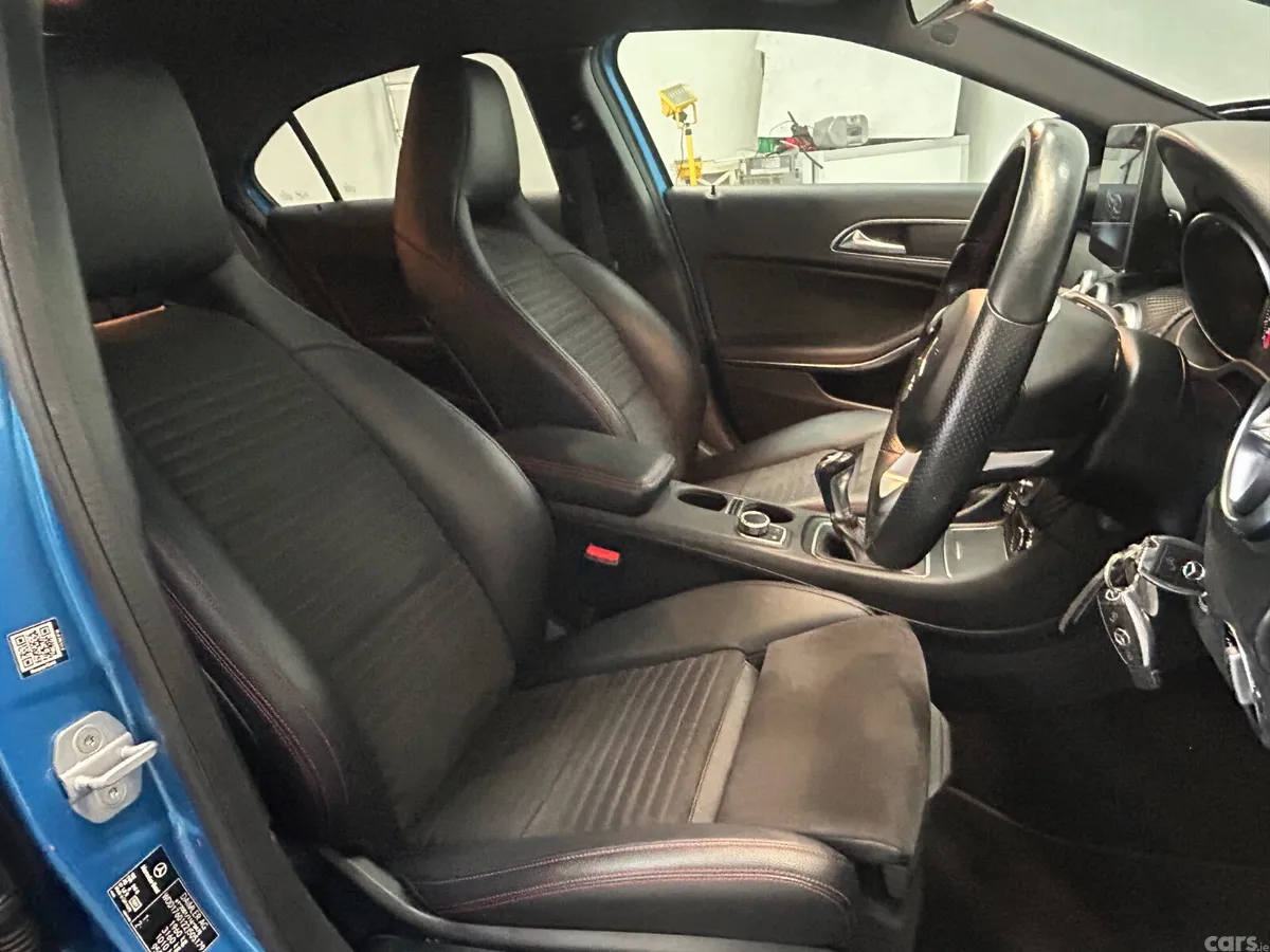 Mercedes-Benz A-Class Hatchback, Diesel, 2017, Blue