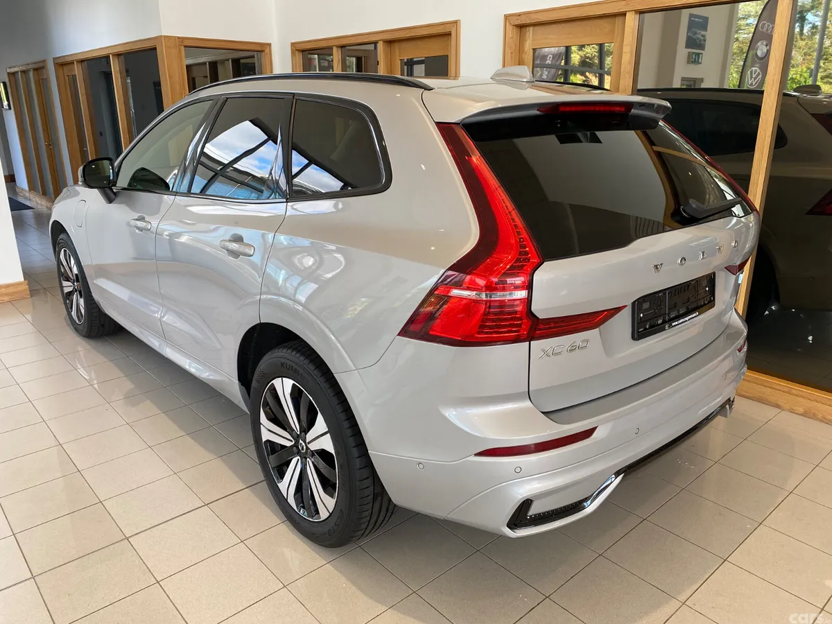 Volvo XC60 SUV, Petrol Plug-in Hybrid, 2023, Grey
