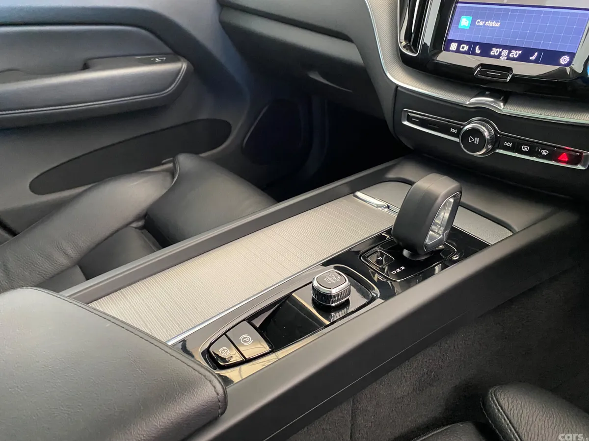 Volvo XC60 SUV, Petrol Plug-in Hybrid, 2023, Grey