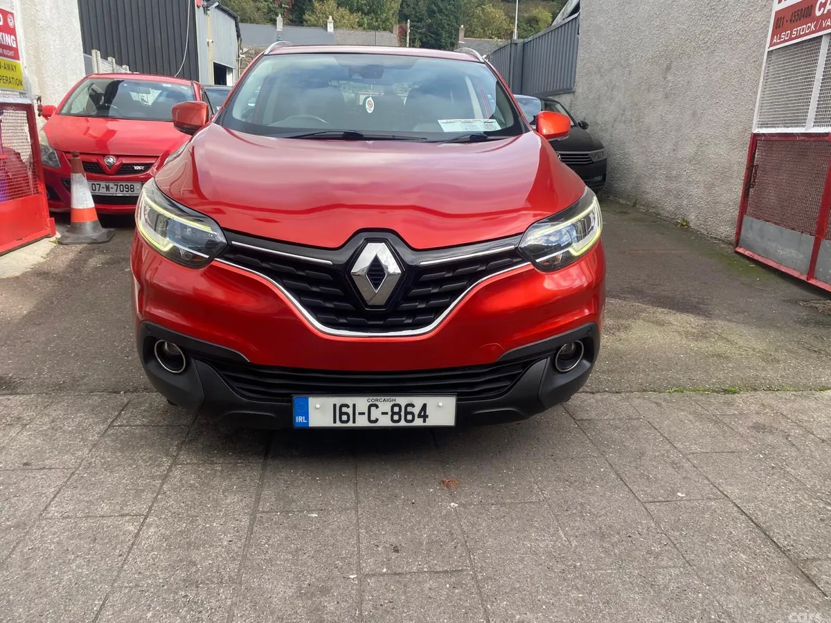 Renault Kadjar SUV, Diesel, 2016, Red