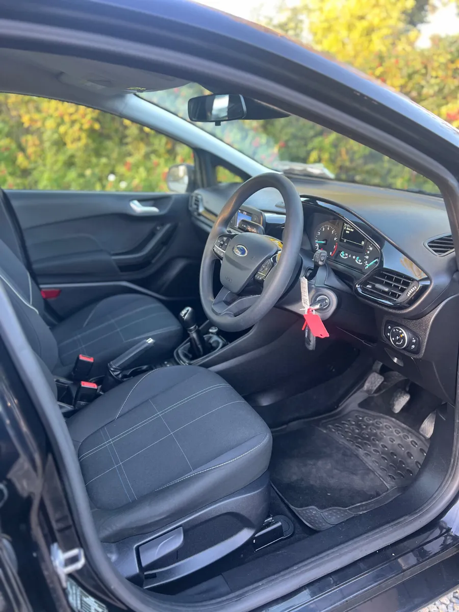 Ford Fiesta Hatchback, Petrol, 2019, Black