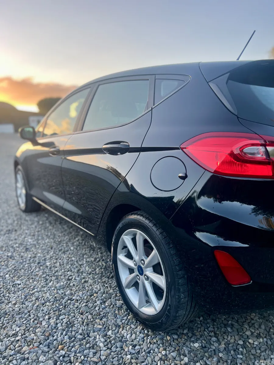 Ford Fiesta Hatchback, Petrol, 2019, Black