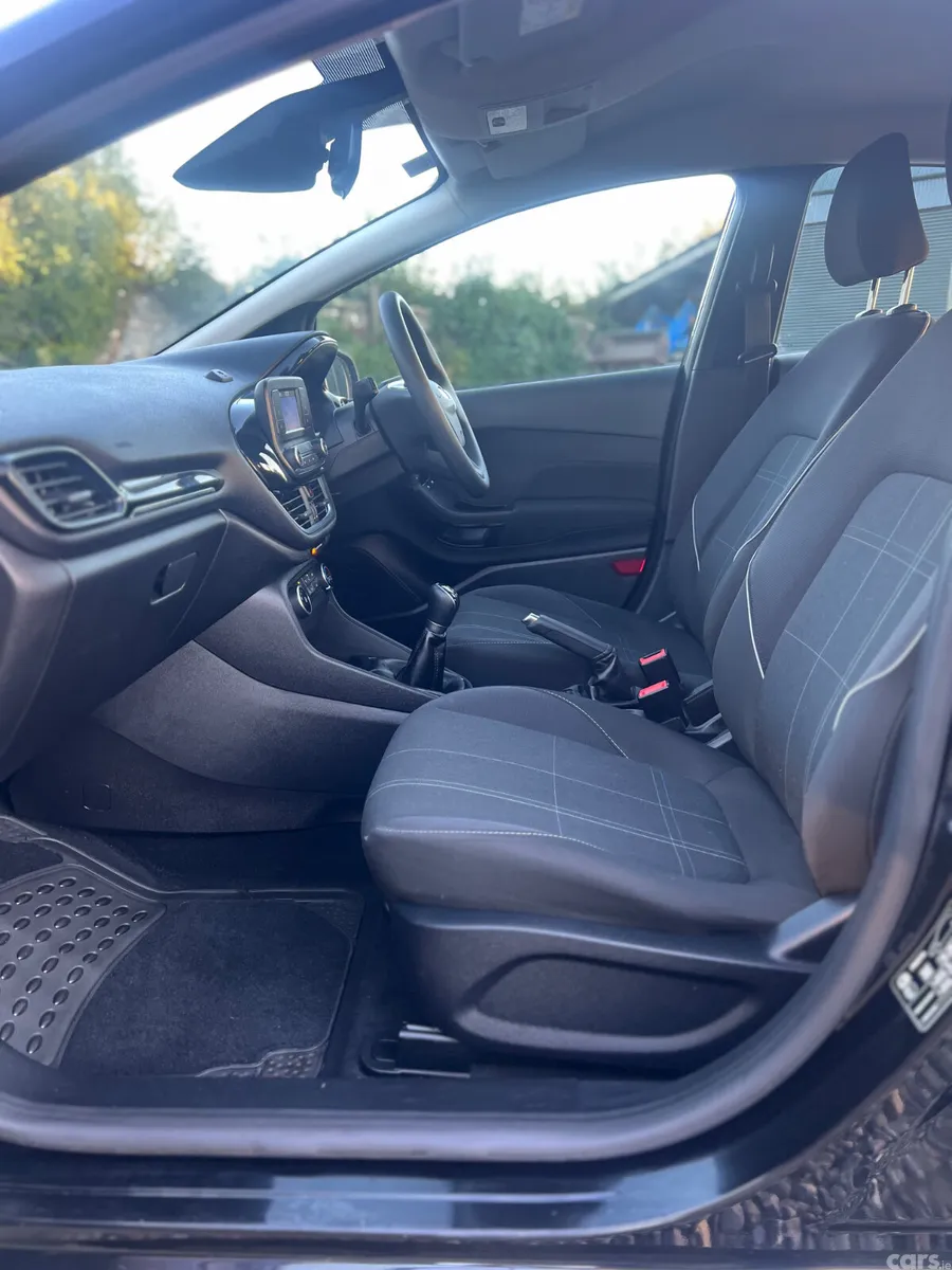 Ford Fiesta Hatchback, Petrol, 2019, Black
