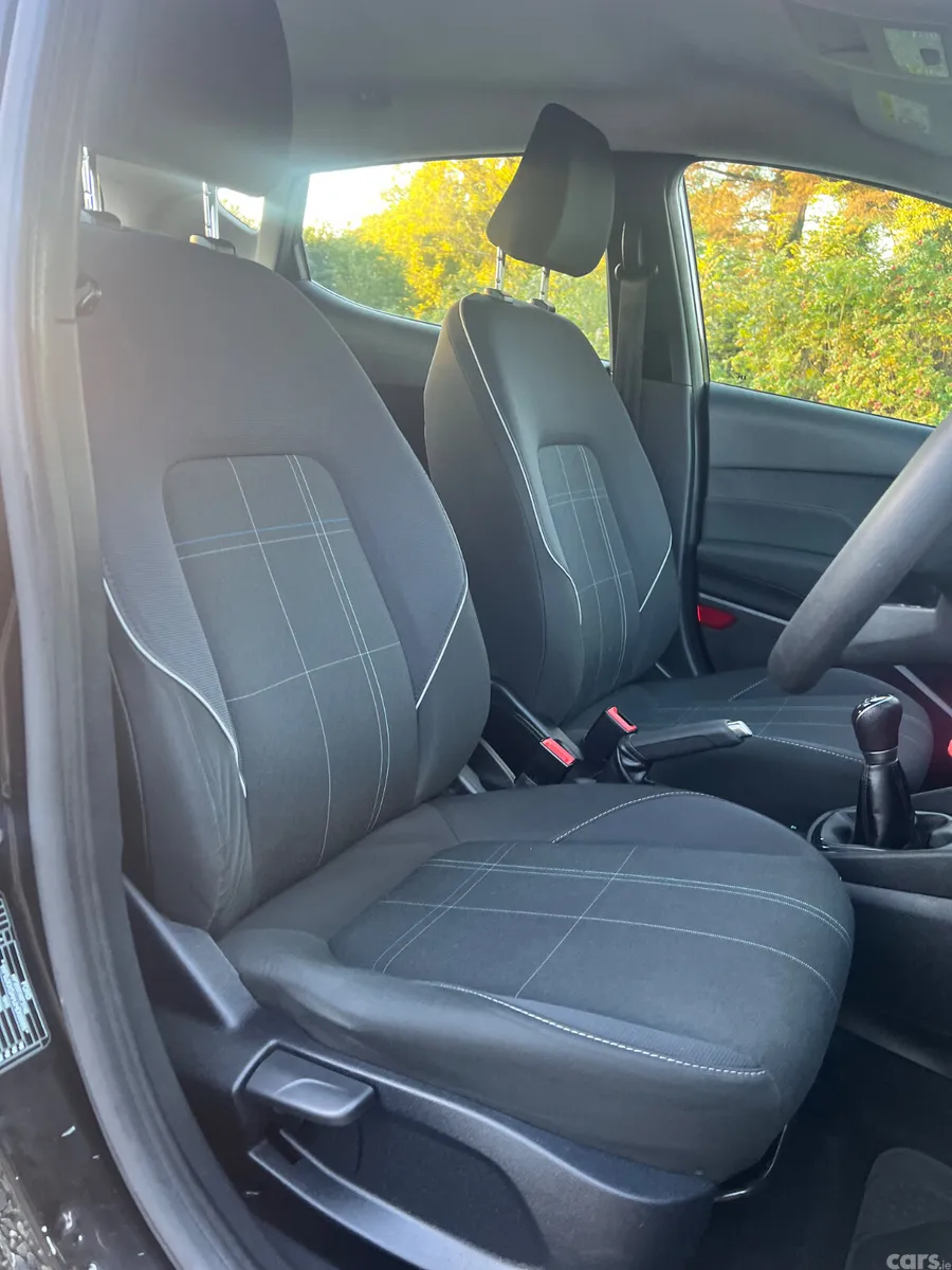 Ford Fiesta Hatchback, Petrol, 2019, Black