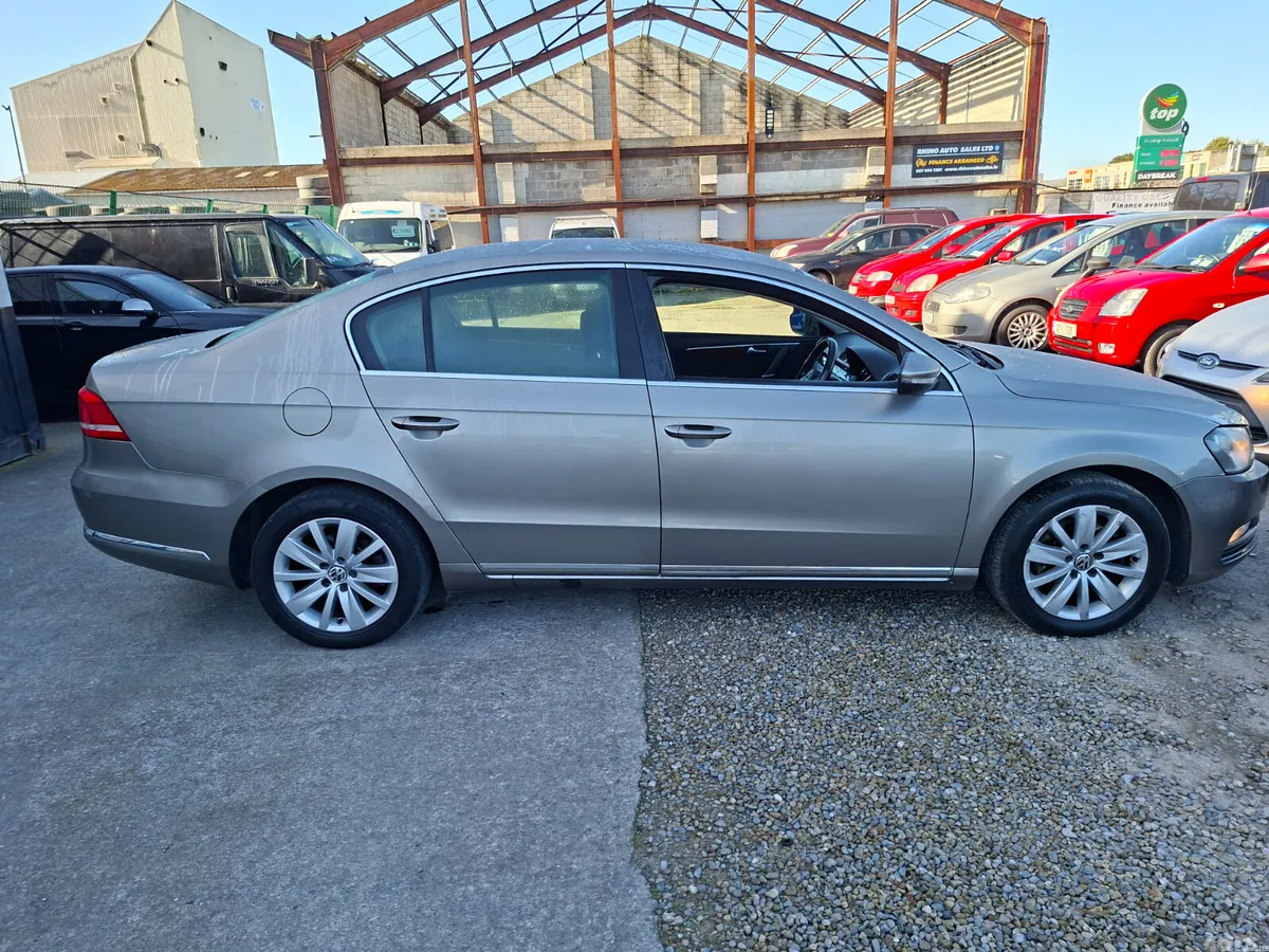 Volkswagen Passat Saloon, Diesel, 2014, Brown