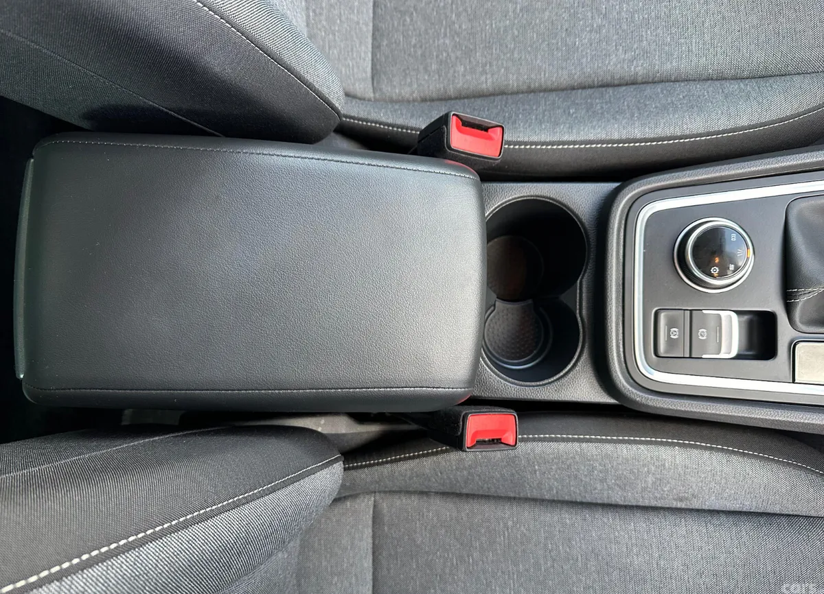SEAT Ateca SUV, Petrol, 2023, Grey