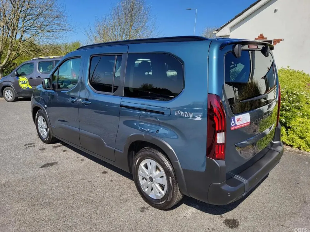 Peugeot Rifter MPV, Diesel, 2026, Blue