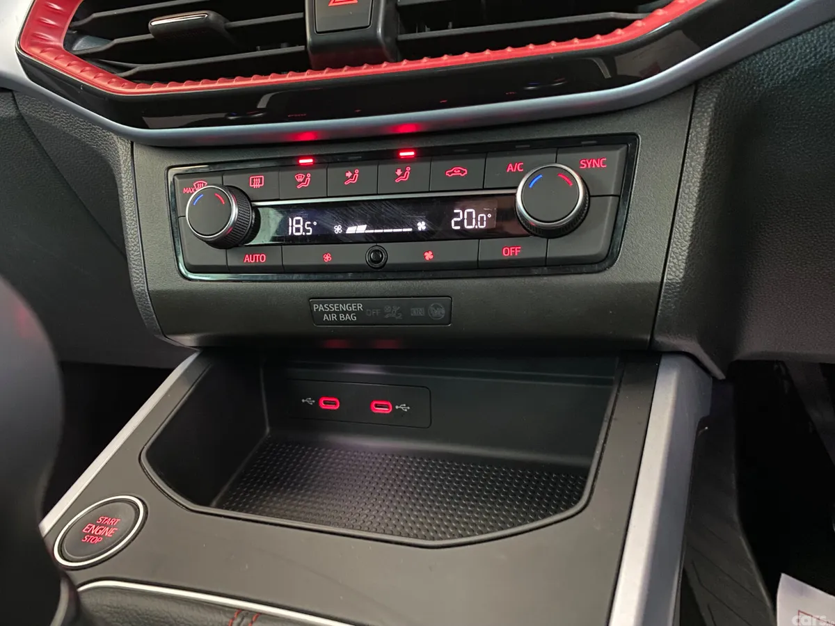 SEAT Arona SUV, Petrol, 2023, Black
