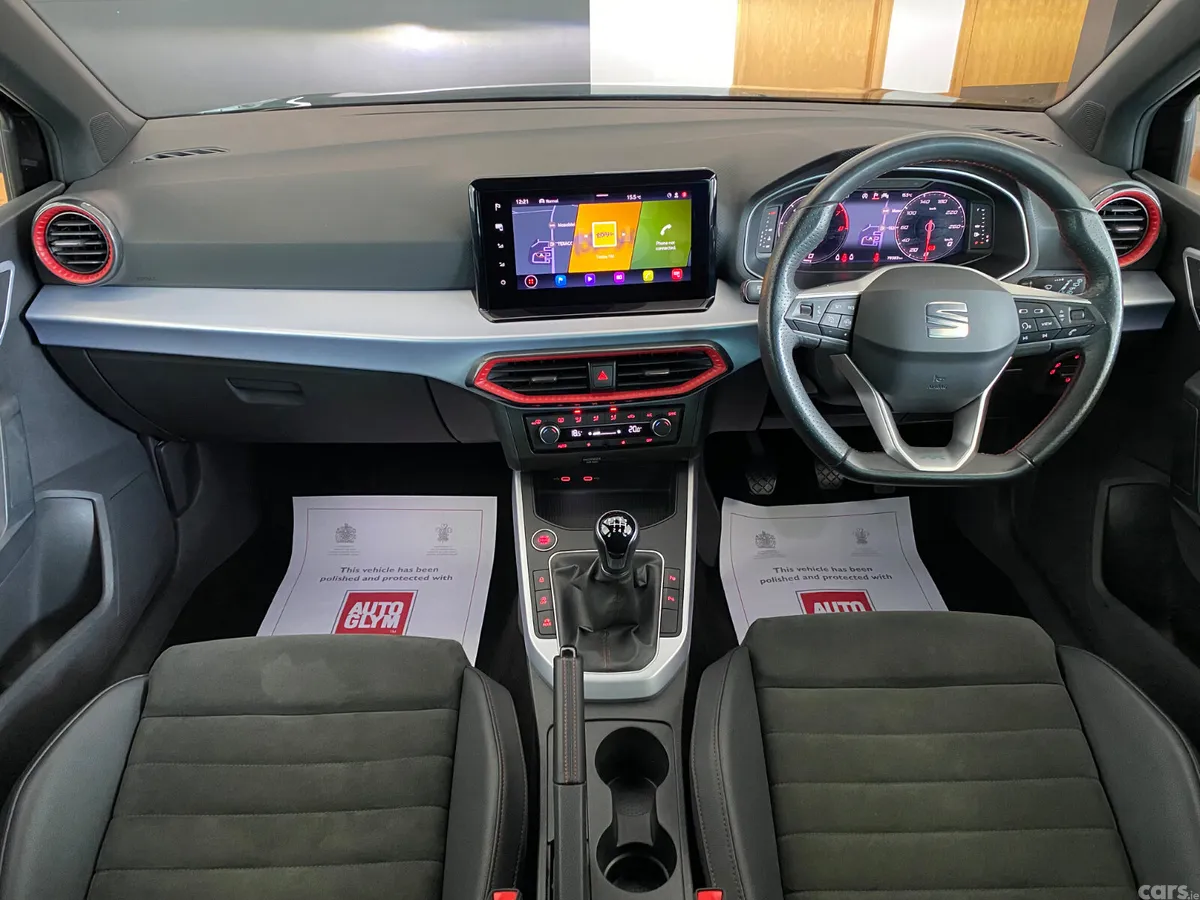 SEAT Arona SUV, Petrol, 2023, Black