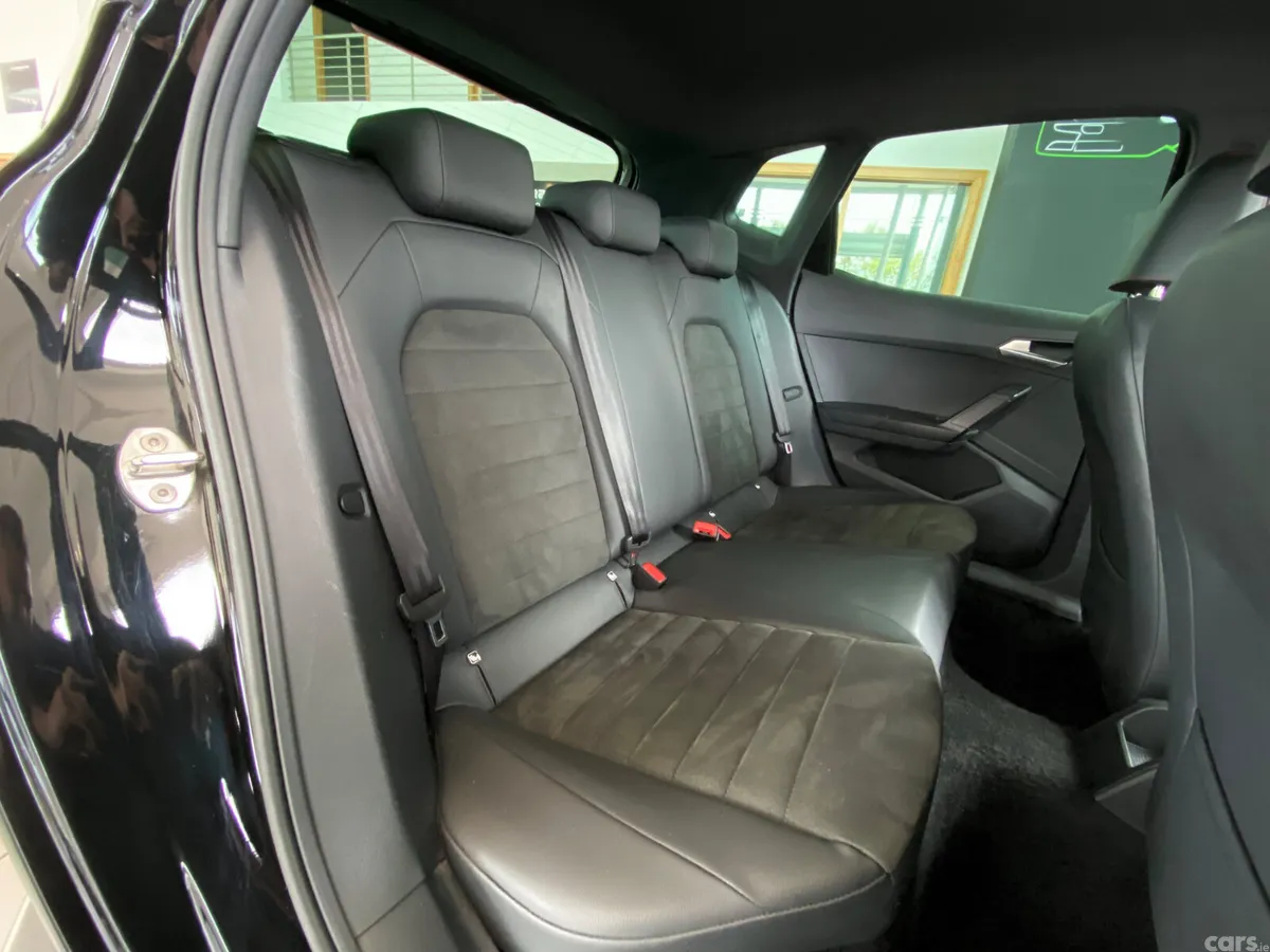 SEAT Arona SUV, Petrol, 2023, Black