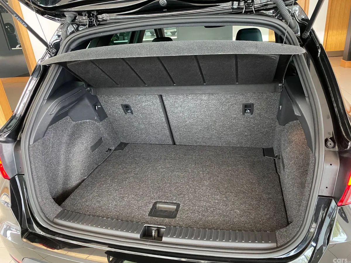 SEAT Arona SUV, Petrol, 2023, Black