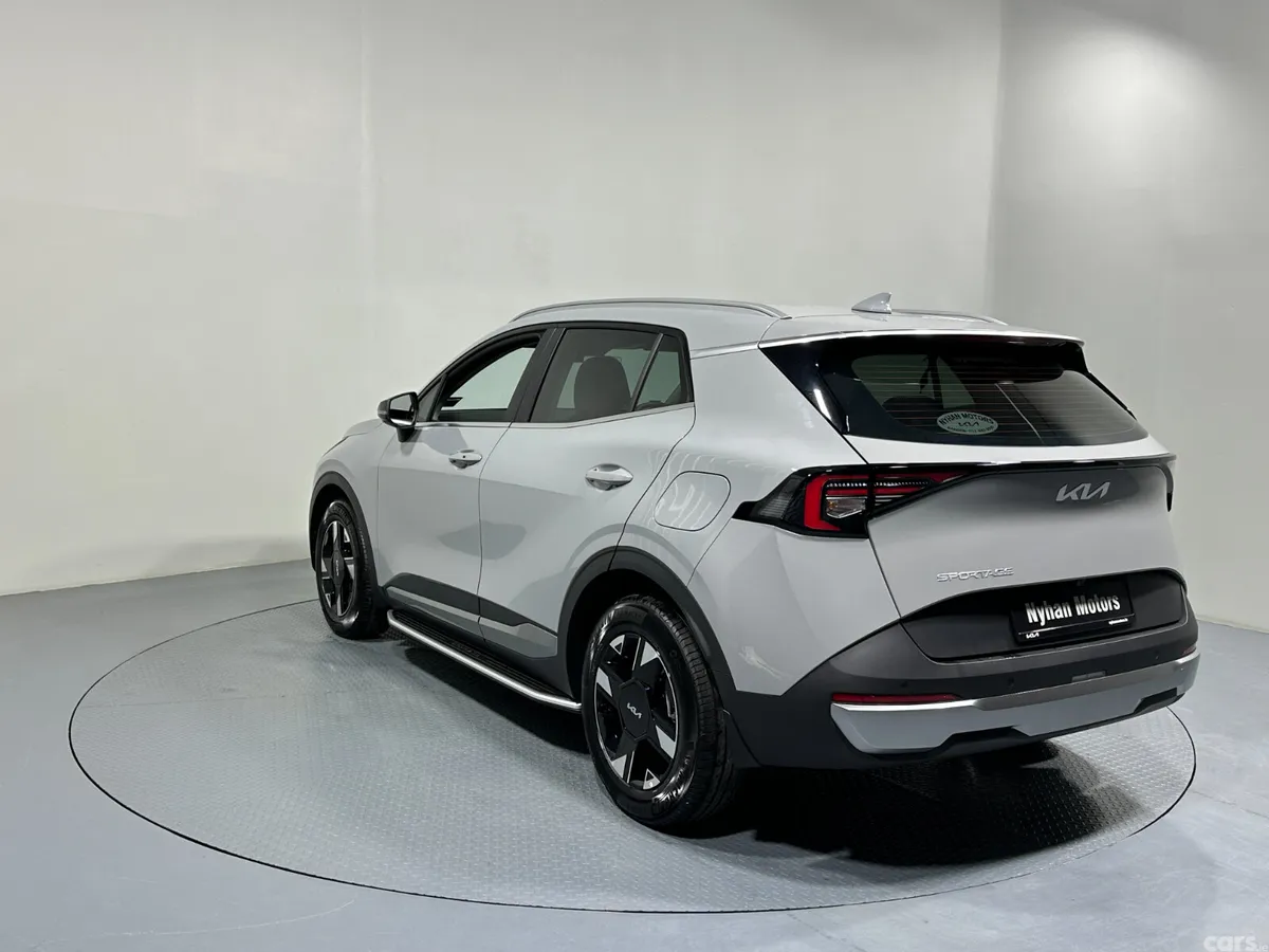 Kia Sportage SUV, Diesel Hybrid, 2026, Grey