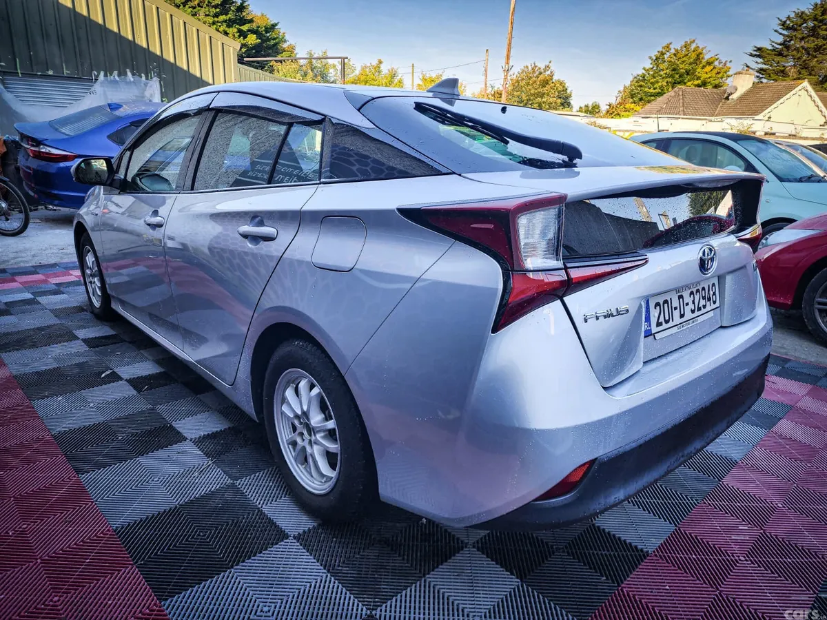 Toyota Prius Hatchback, Petrol, 2020, Silver