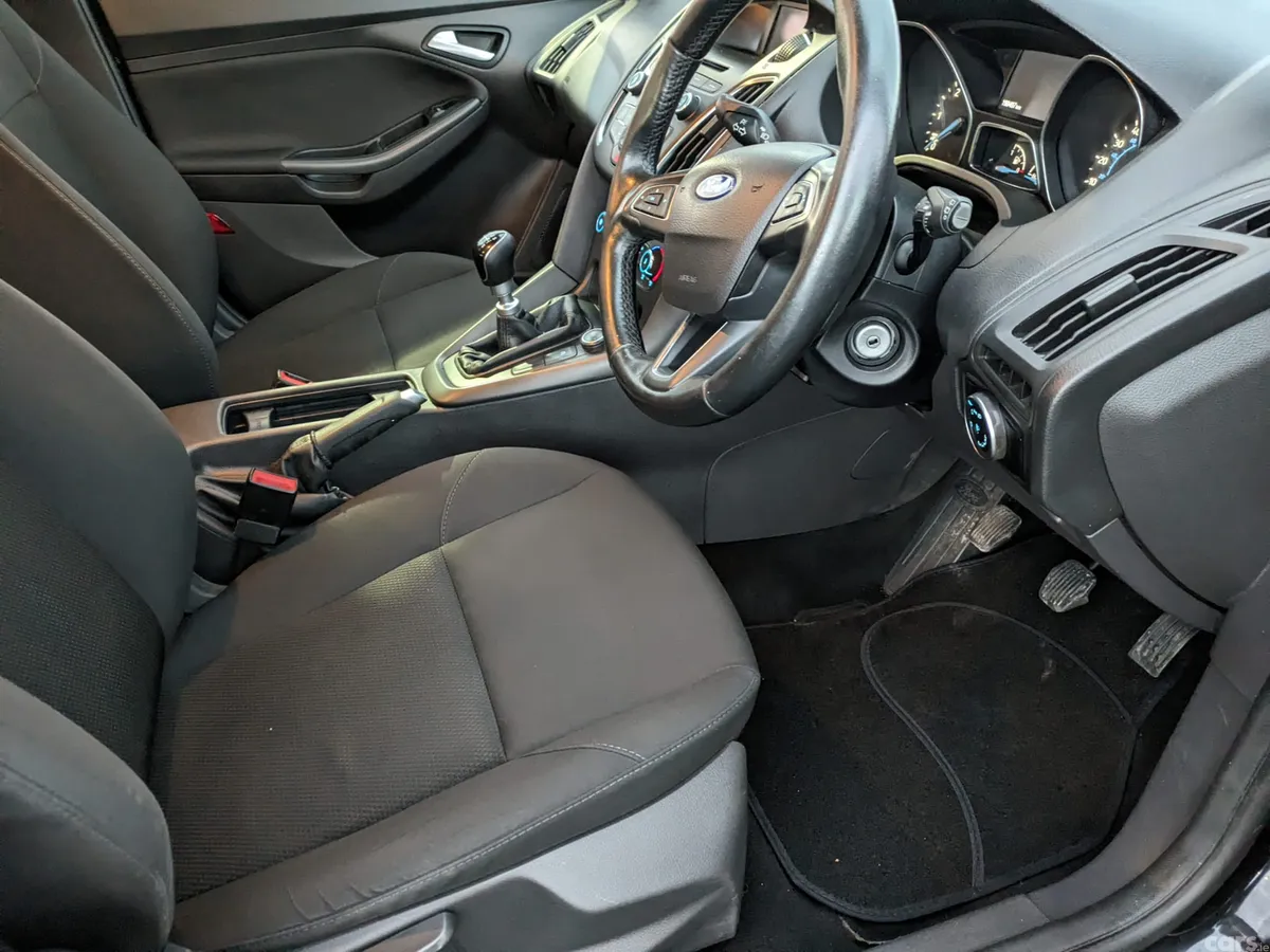 Ford Focus Hatchback, Diesel, 2015, Black