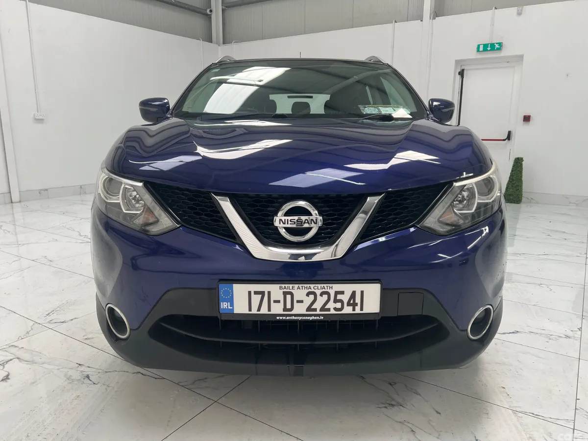 Nissan Qashqai SUV, Diesel, 2017, Blue
