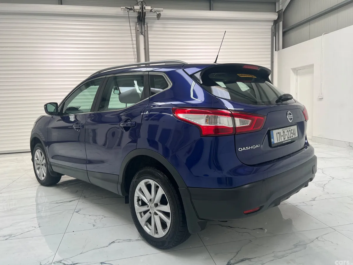 Nissan Qashqai SUV, Diesel, 2017, Blue