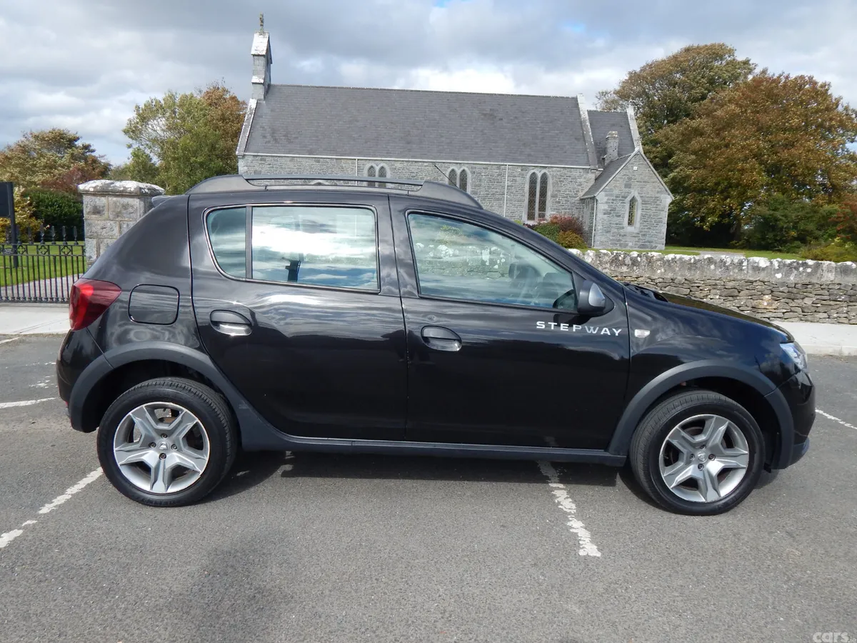 Dacia Sandero Stepway Hatchback, Diesel, 2018, Black