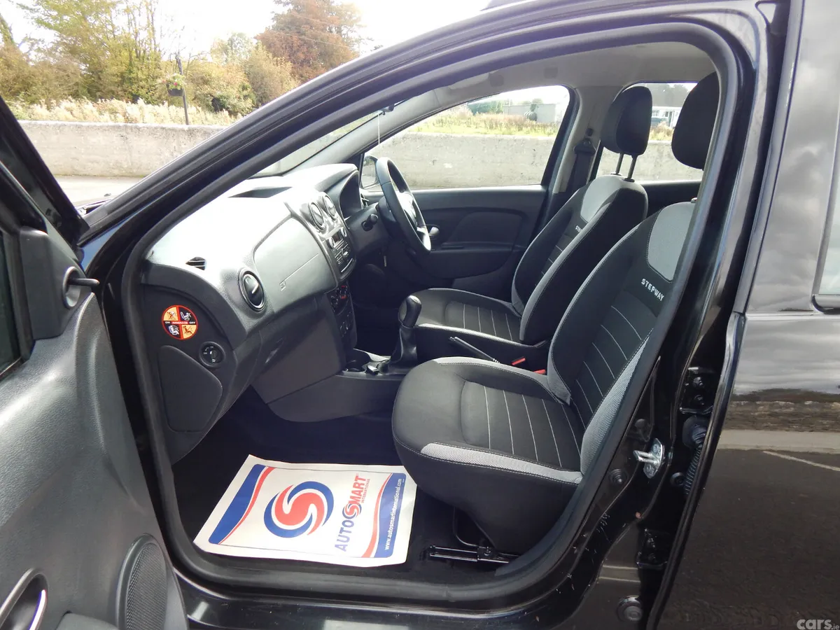 Dacia Sandero Stepway Hatchback, Diesel, 2018, Black