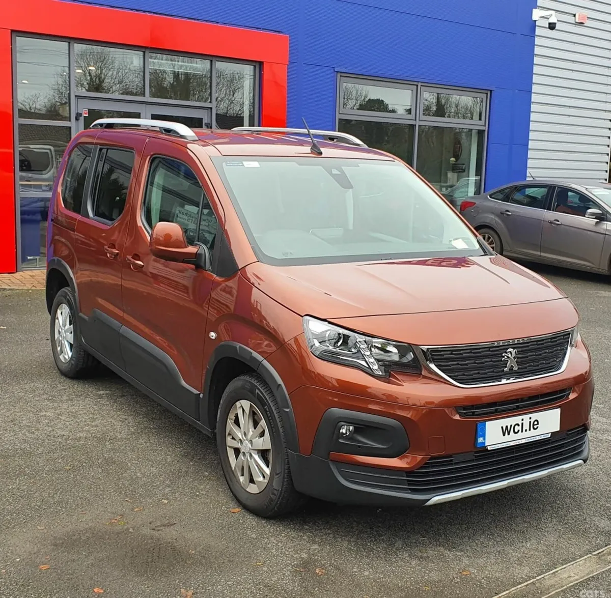 Peugeot Rifter MPV, Diesel, 2021, Brown