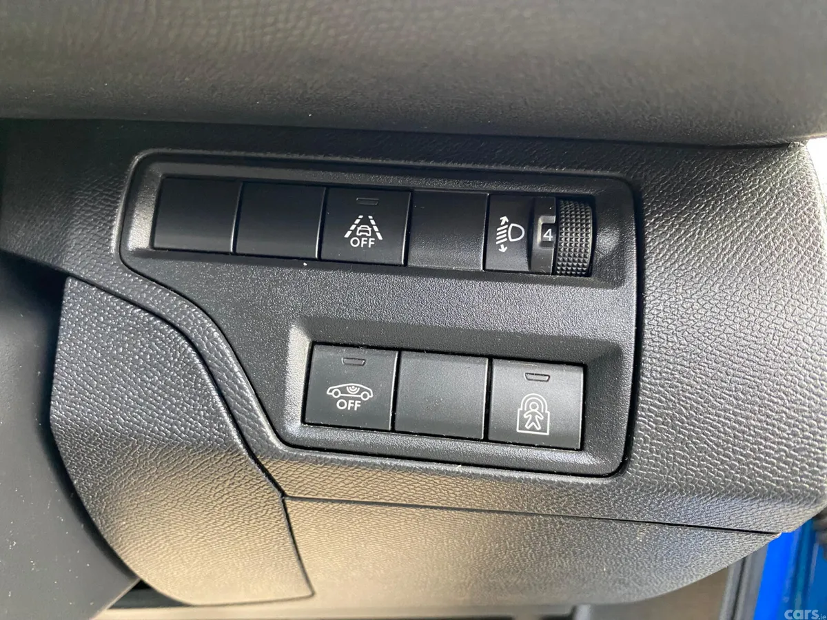 Peugeot 3008 SUV, Diesel, 2021, Blue